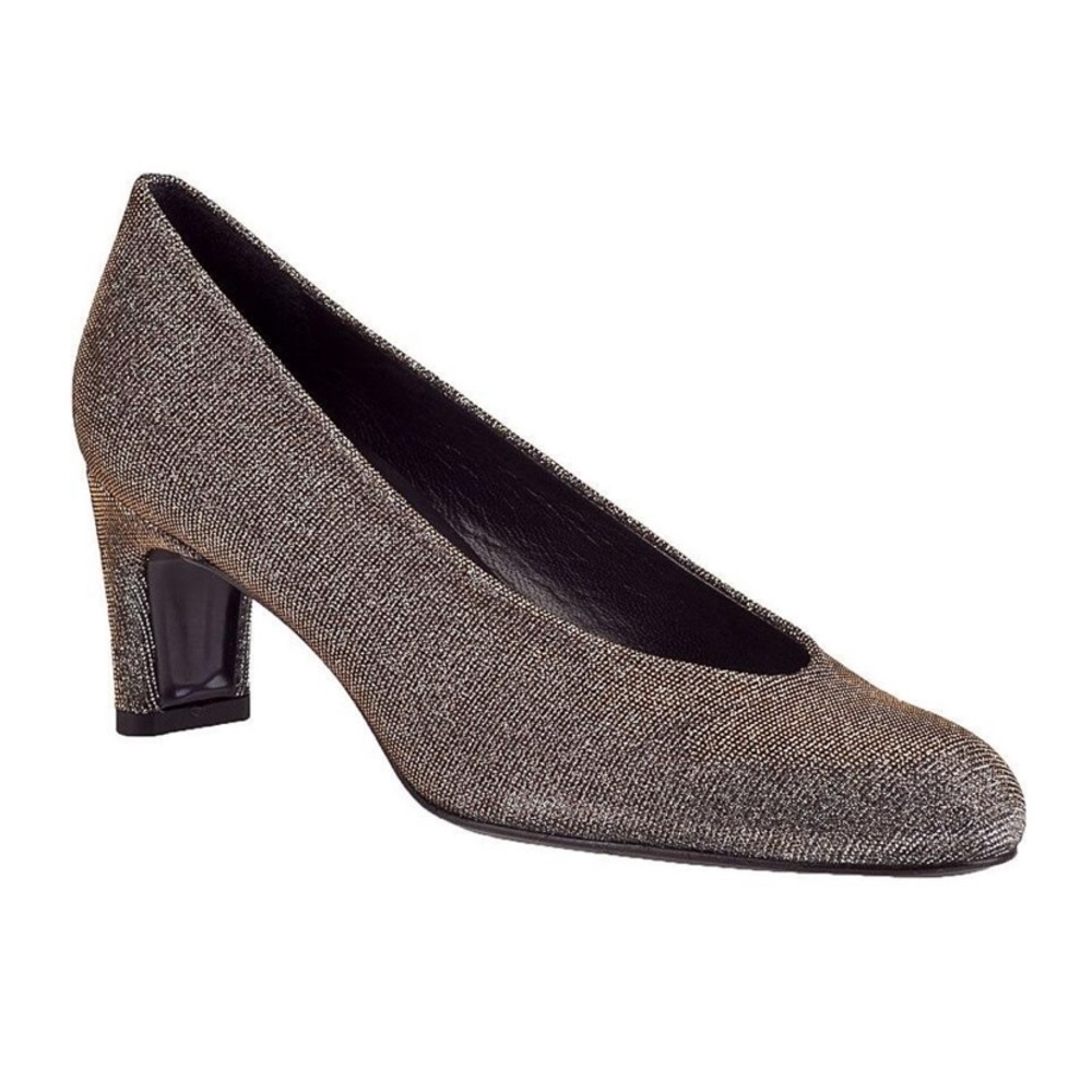 Stuart Weitzman | ‘Chicpump’ Silver Metallic Pumps